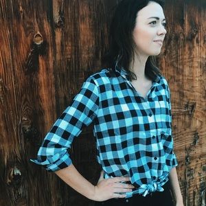 Cozy plaid button up- NEW